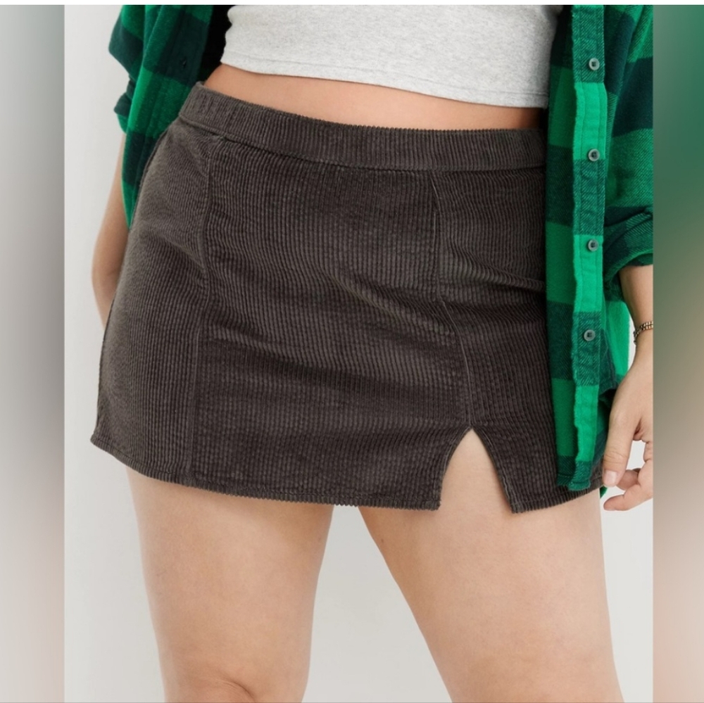 NWT Aerie corduroy gray Micro mini skirt size M medium